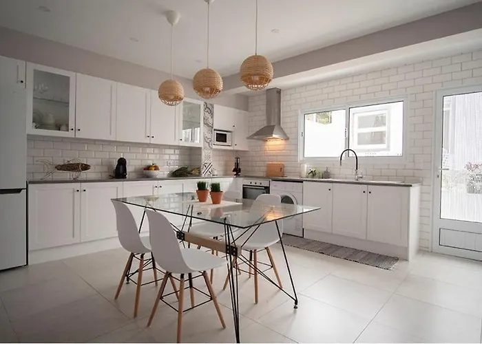 Gæstehus Casa Memorial Miguel Faial - Relaxing Patio 4*